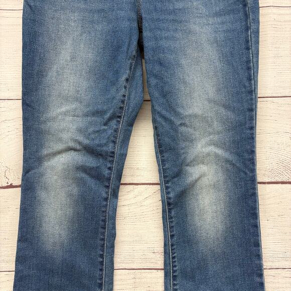 Old Navy Women's High-Rise Kicker Boot-Cut Jeans Size 4 - Picture 5 of 13